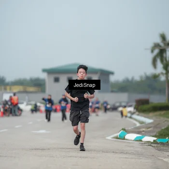 Runner Photo 7555763