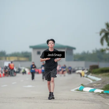 Runner Photo 7555768