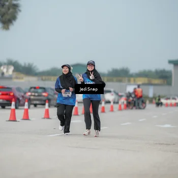 Runner Photo 7555776