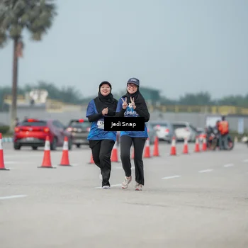 Runner Photo 7555789
