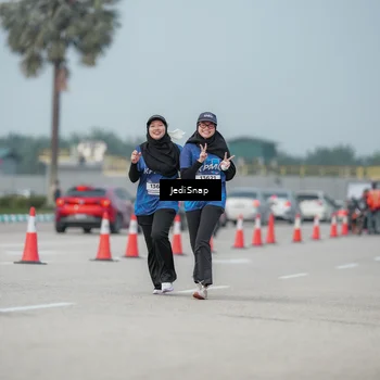 Runner Photo 7555791