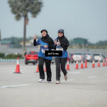 Runner Photo 7555792