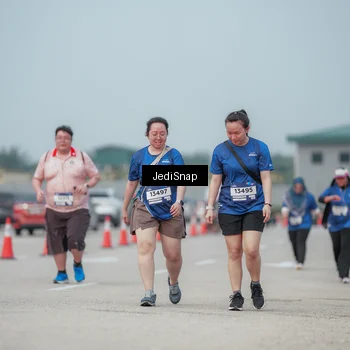 Runner Photo 7555802