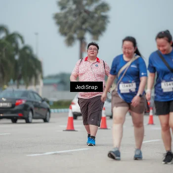 Runner Photo 7555811