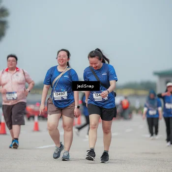 Runner Photo 7555813