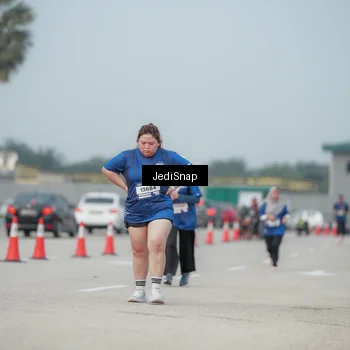 Runner Photo 7555837