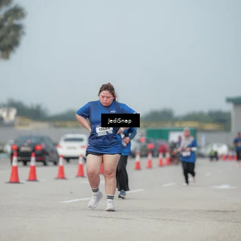 Runner Photo 7555838