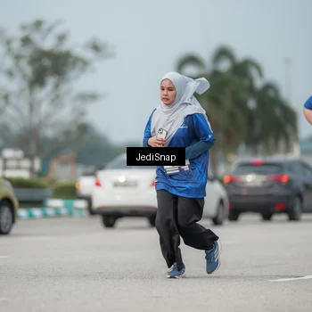 Runner Photo 7555842