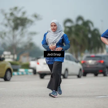 Runner Photo 7555843
