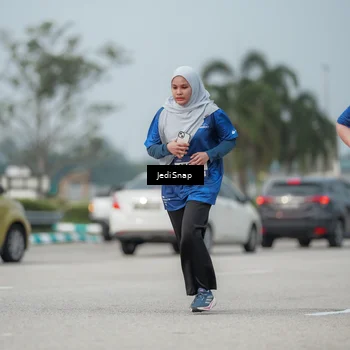 Runner Photo 7555844