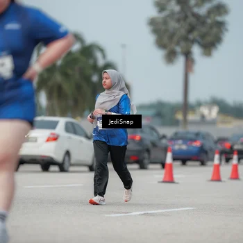 Runner Photo 7555854