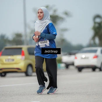Runner Photo 7555858