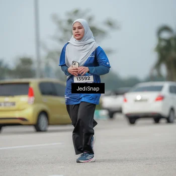 Runner Photo 7555859