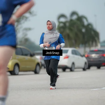 Runner Photo 7555865