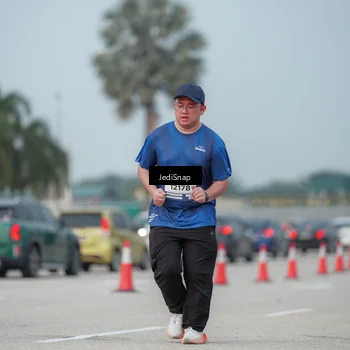 Runner Photo 7555888