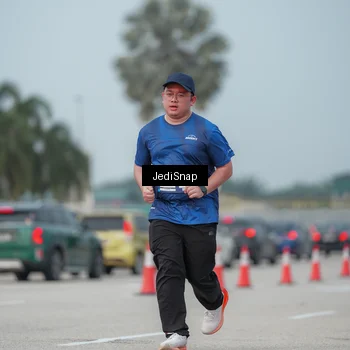 Runner Photo 7555897