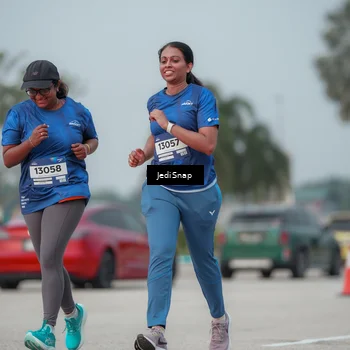 Runner Photo 7555915