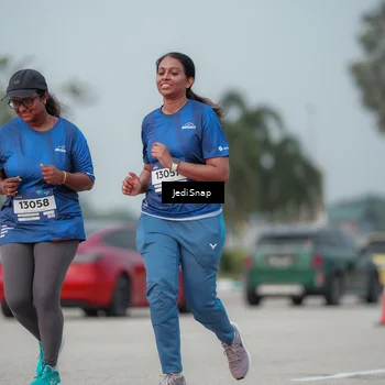 Runner Photo 7555917