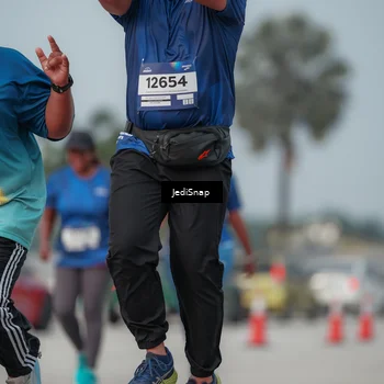 Runner Photo 7555918