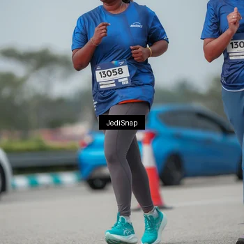 Runner Photo 7555921