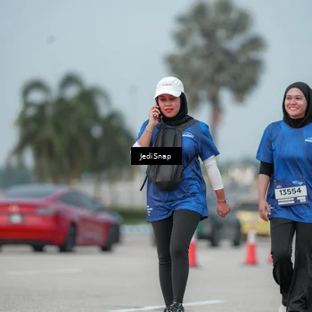 Runner Photo 7555927
