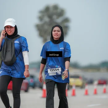 Runner Photo 7555936