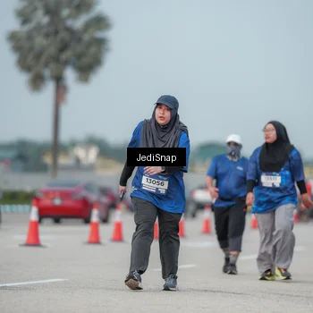 Runner Photo 7555940