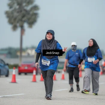 Runner Photo 7555944