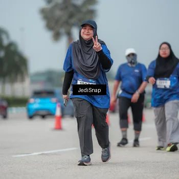 Runner Photo 7555949