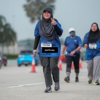 Runner Photo 7555953