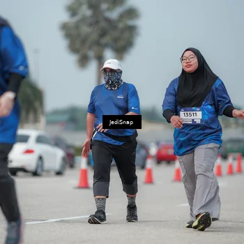 Runner Photo 7555955
