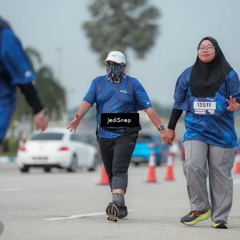 Runner Photo 7555958