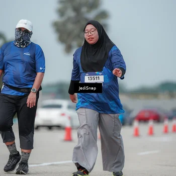 Runner Photo 7555964