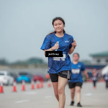 Runner Photo 7555972
