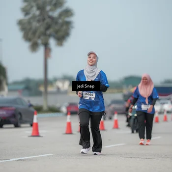 Runner Photo 7555991