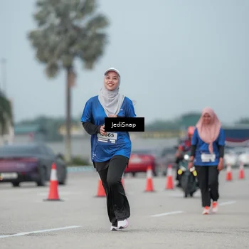 Runner Photo 7555994
