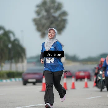 Runner Photo 7555996