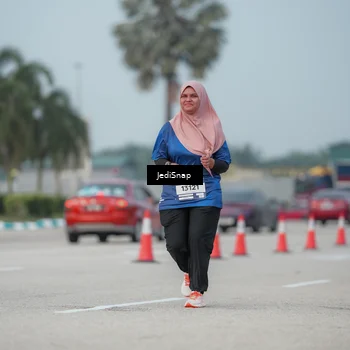 Runner Photo 7556010