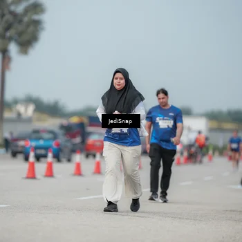 Runner Photo 7556015