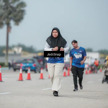 Runner Photo 7556017