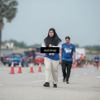 Runner Photo 7556018