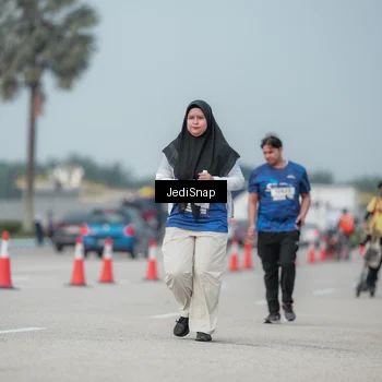 Runner Photo 7556019