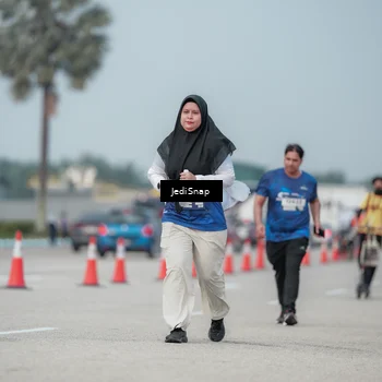 Runner Photo 7556021