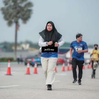 Runner Photo 7556026