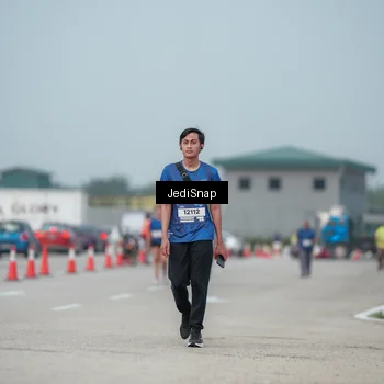 Runner Photo 7556041
