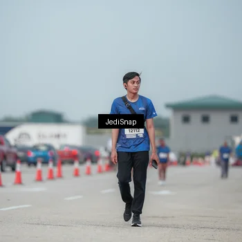 Runner Photo 7556051