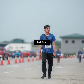 Runner Photo 7556053