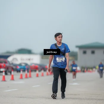 Runner Photo 7556054