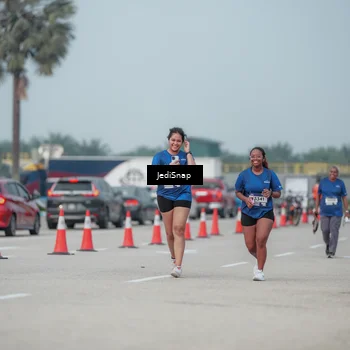Runner Photo 7556055