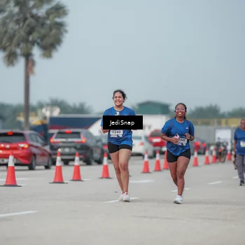 Runner Photo 7556061